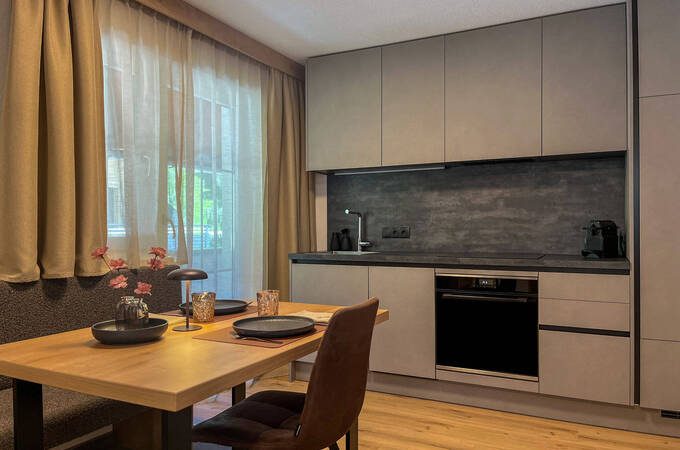 Apartment I 
